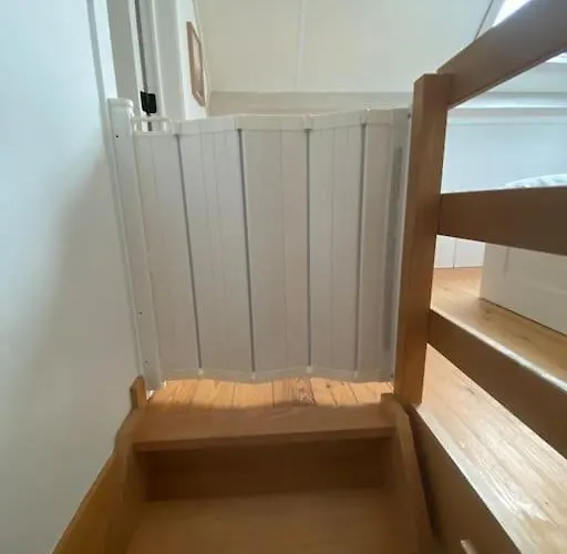 Charlie & Chloe's Beachcondo ***** Holiday home